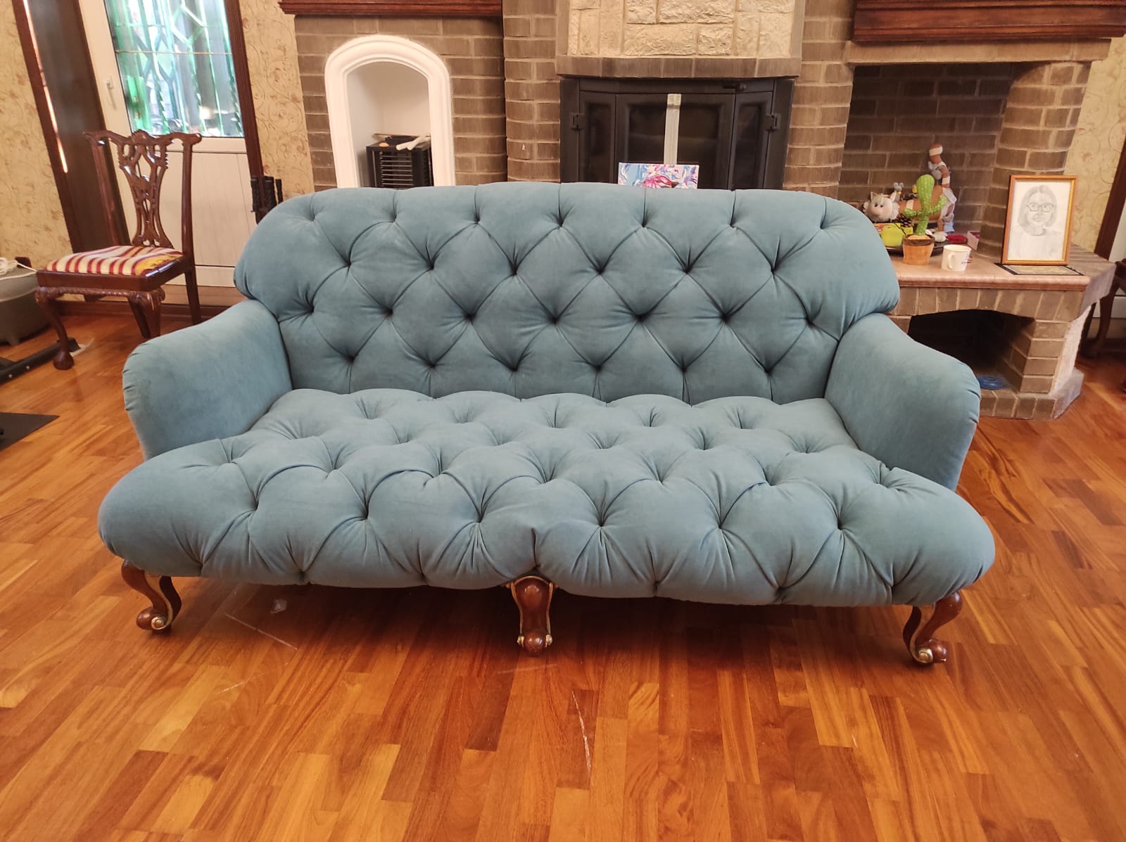 Обивка дивана. Андреаполь